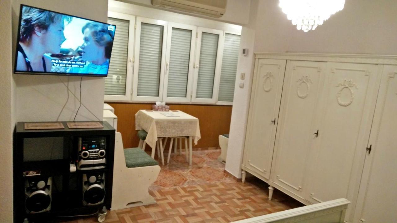 One Bedroom Apartment French Embassy Bucarest Extérieur photo