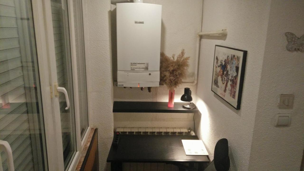 One Bedroom Apartment French Embassy Bucarest Extérieur photo