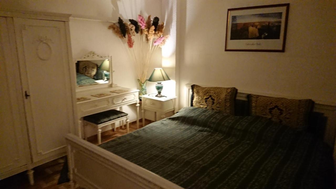 One Bedroom Apartment French Embassy Bucarest Extérieur photo